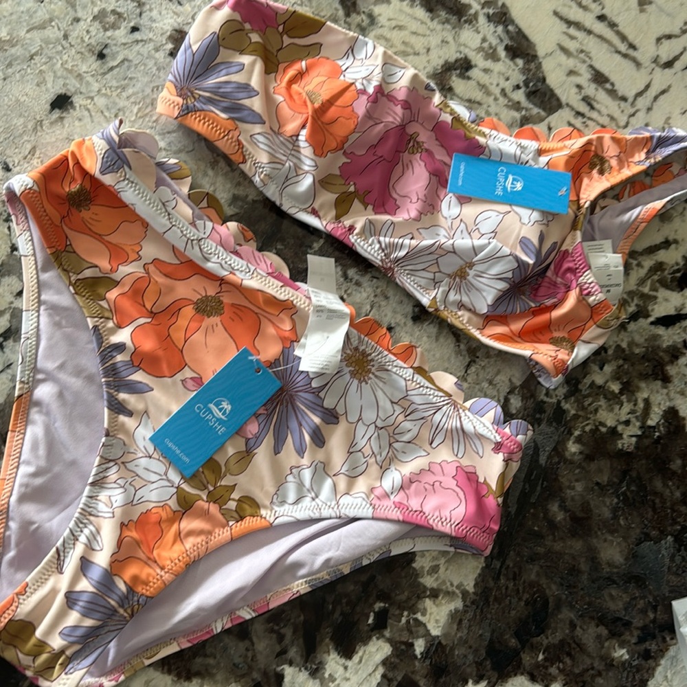 NWT Cupshe bikini